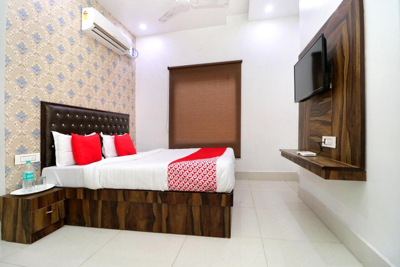 OYO 26591 Hotel Angad Inn Amritsar Bagian luar foto