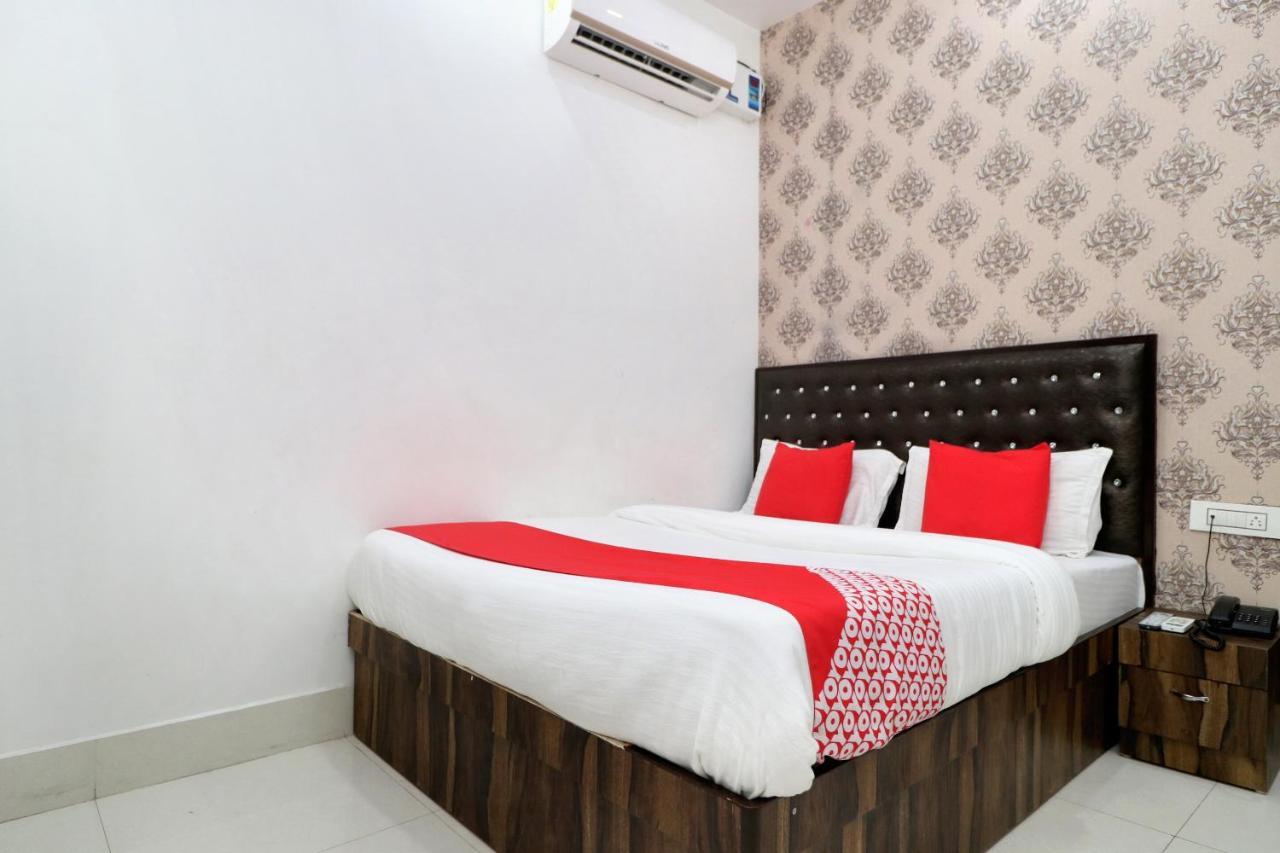 OYO 26591 Hotel Angad Inn Amritsar Bagian luar foto