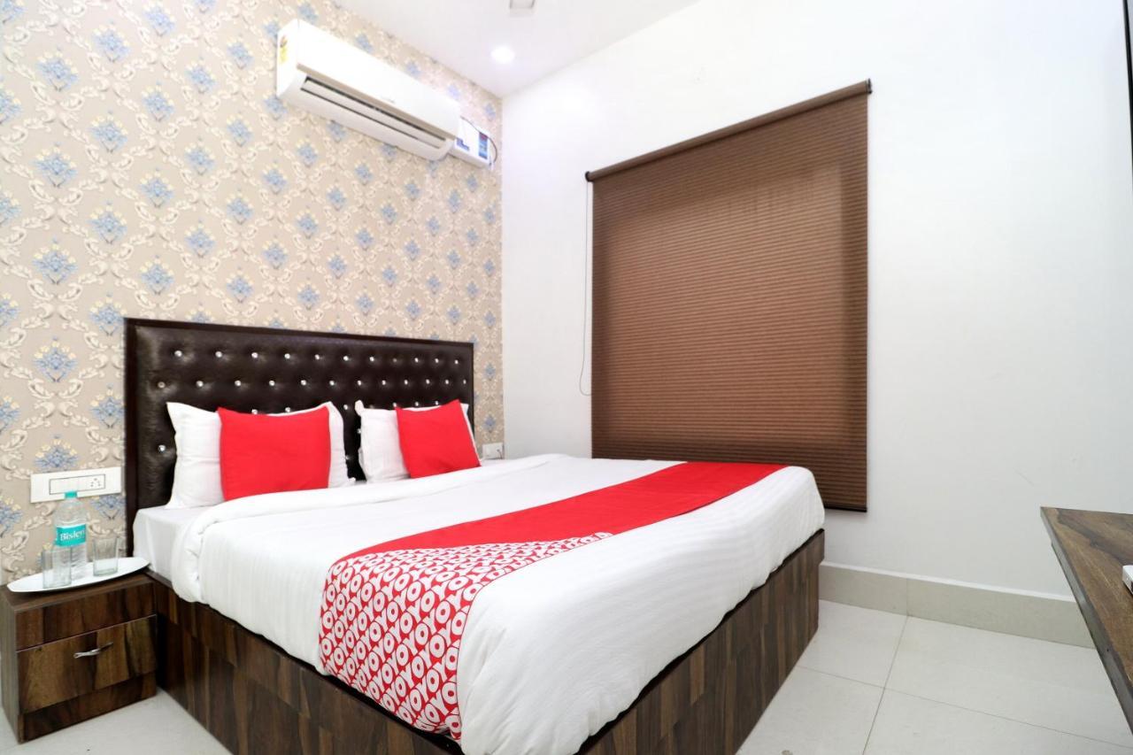 OYO 26591 Hotel Angad Inn Amritsar Bagian luar foto