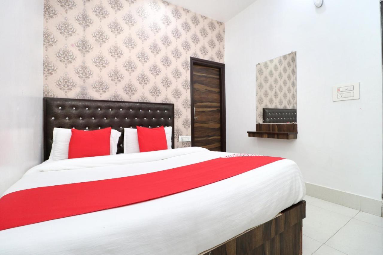 OYO 26591 Hotel Angad Inn Amritsar Bagian luar foto